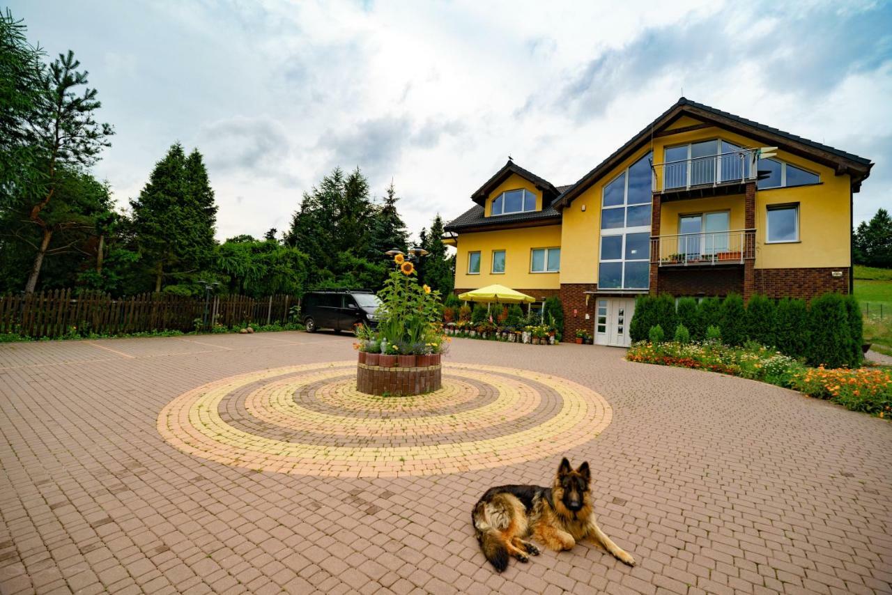 Isaan Ostrzyce Guest House Exterior photo
